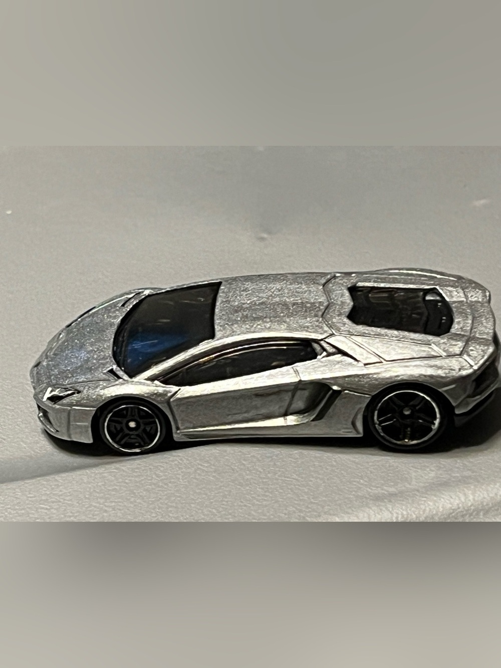 Hot Wheels Lamborghini Aventador Silver Metallic Car